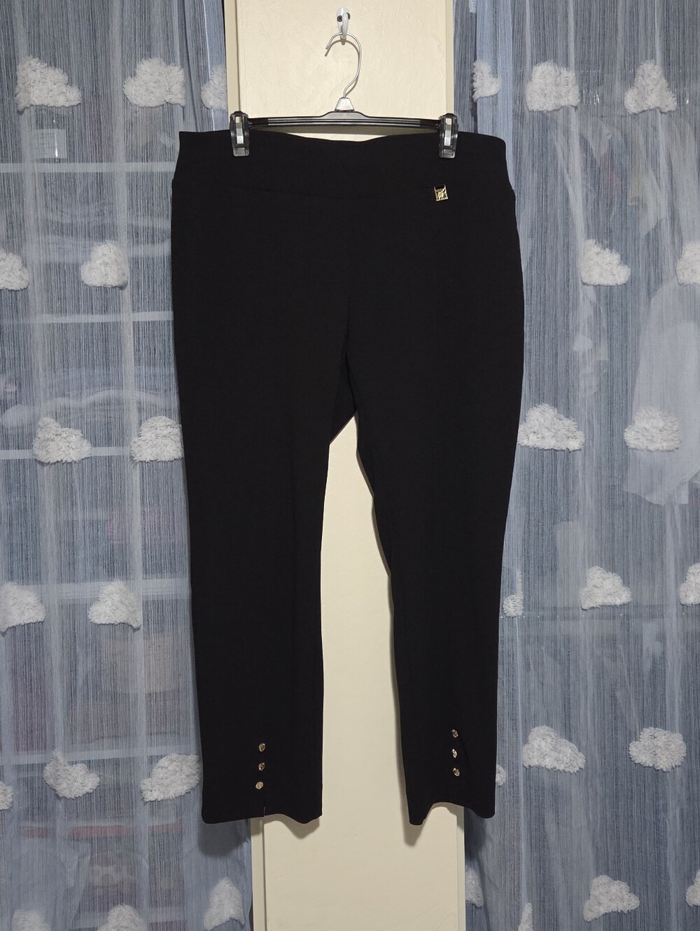 Anne Klein Black Pants w/ Gold Hardware
